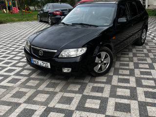 Mazda 323 foto 4