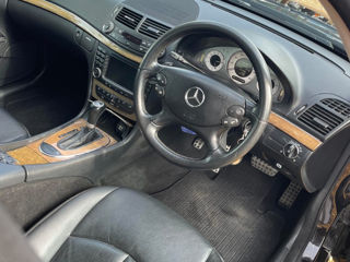 Mercedes E-Class foto 8