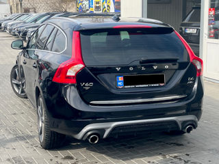 Volvo V60 foto 3