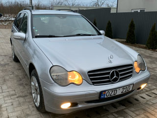 Mercedes C-Class