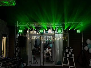 Продается световой комплект - 8 спотов Showtec 50 led , 4  Starville NovaWash , стойки , перекладина foto 1