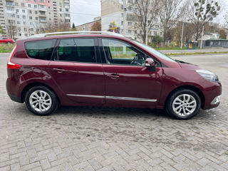 Renault Grand Scenic foto 3