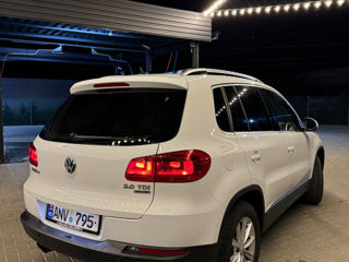 Volkswagen Tiguan foto 3