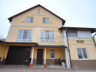 Casa cu 2 nivele, Dănceni, reparație+mobilă, 280 mp, 178000 € ! foto 1