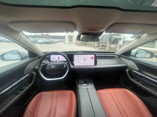 Xpeng P7 фото 13