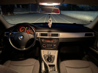 BMW 3 Series foto 10