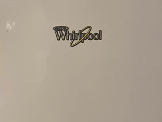 Продам холодильник фирмы Whirlpool в хорошем состоянии без дефектов