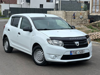 Dacia Logan foto 1