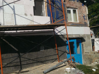 Oferim servicii în domeniul construcției și reparație fasaduri