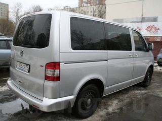 Volkswagen Caravelle foto 1