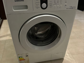 Samsung 6kg.Lucreaza Foarte bine,Fără difecte.