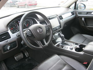 Volkswagen Touareg foto 8