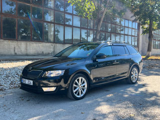 Skoda Octavia foto 1