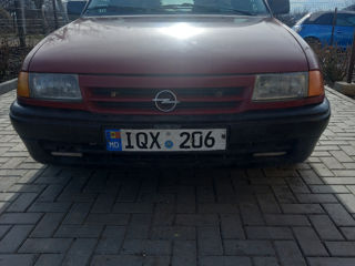 Opel Astra foto 2