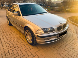 BMW 3 Series foto 2