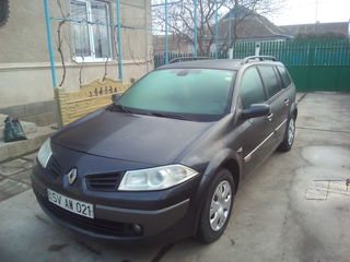 Renault Megane foto 1