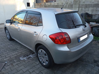 Toyota Auris foto 2