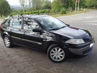 Renault Megane foto 1