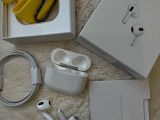 AirPods diferite modele foto 4