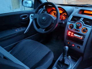 Renault Megane foto 6