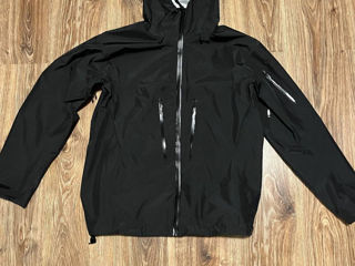 Gore-tex windbreaker