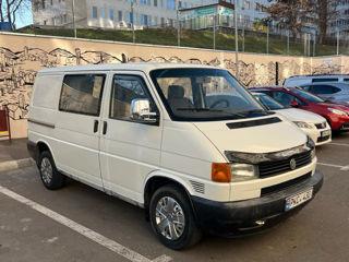 Volkswagen Transporter foto 2