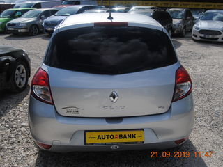 Renault Clio foto 5