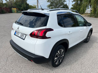 Peugeot 2008 foto 4