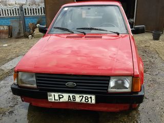 Ford Escort foto 1