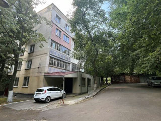Apartament cu 4 camere, 140 m², Râșcani, Chișinău foto 19