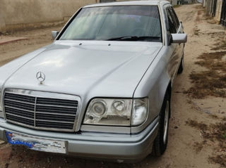 Vând piese pentru Mercedes w124 foto 2