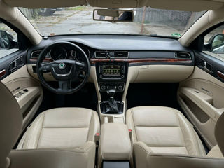 Skoda Superb foto 8