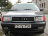 Audi 100 foto 2