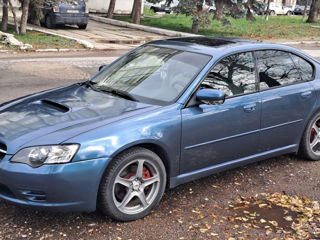 Subaru Legacy foto 3