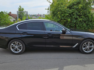 BMW 5 Series foto 3