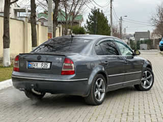 Skoda Superb foto 5