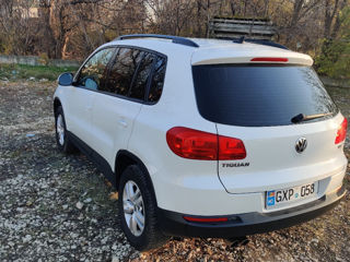 Volkswagen Tiguan foto 3