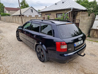 Audi A4 foto 2