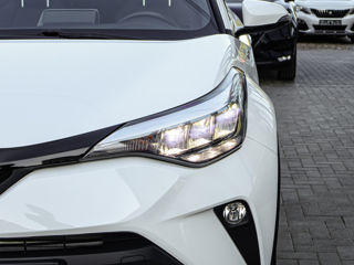 Toyota C-HR foto 11