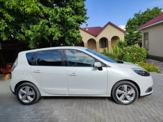 Renault Scenic foto 3