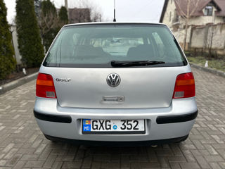 Volkswagen Golf foto 5