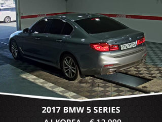 BMW 5 Series foto 5