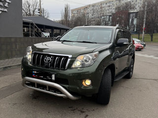 Toyota Land Cruiser Prado foto 2