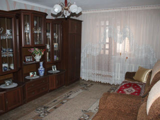 Apartament cu 4 camere, 80 m², Centru, Dubăsari foto 2