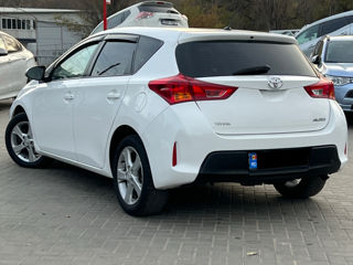 Toyota Auris foto 3