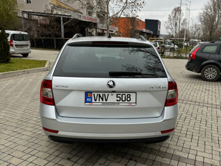 Skoda Octavia foto 7