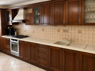 3-комн. кв., 250 м², 8/8 эт.