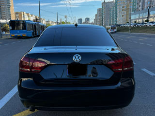 Volkswagen Passat foto 4