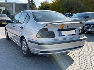 BMW 3 Series foto 5