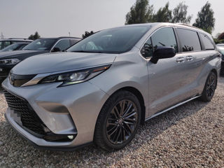 Toyota Sienna foto 2